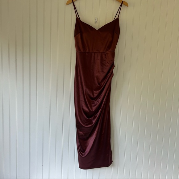 Midi Length Windsor Dress with ruching size L - Picture 3 of 4
